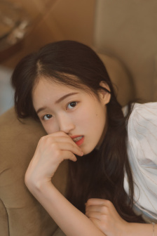 青青世界在线免费观看